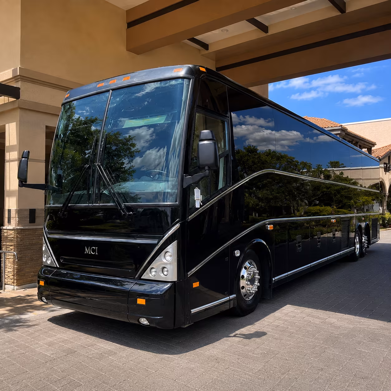 prom minibus rentals for smaller doral groups heading downtown
