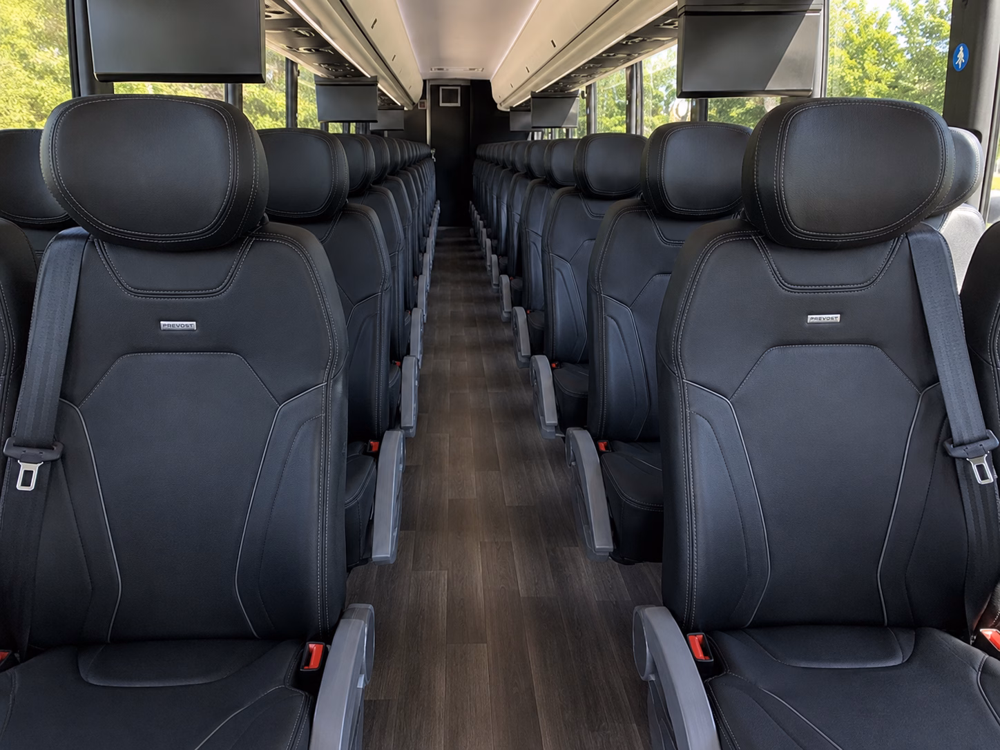 school bus rentals to the frost museum of science in miami